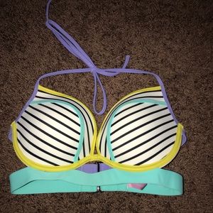 victoria secrete swim top size 32 D